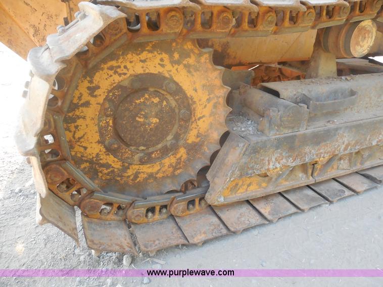 image for item E7621 1987 Case 450C dozer