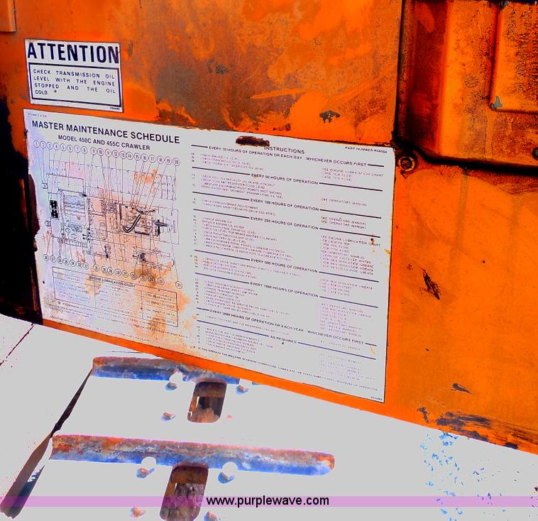 image for item E7621 1987 Case 450C dozer