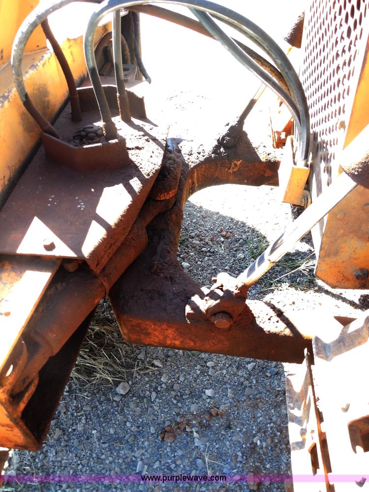 image for item E7621 1987 Case 450C dozer