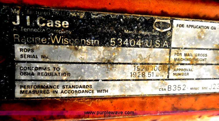 image for item E7621 1987 Case 450C dozer