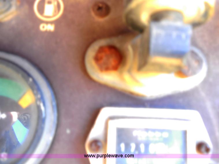 image for item E7621 1987 Case 450C dozer