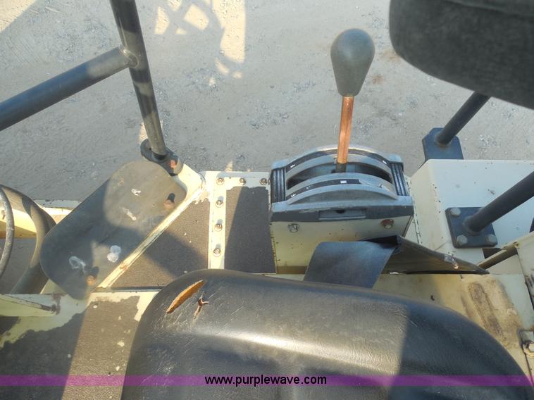 image for item E7622 Ingersoll Rand SD40D vibratory roller