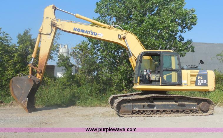 image for item E7623 2007 Komatsu PC220LC-8 excavator