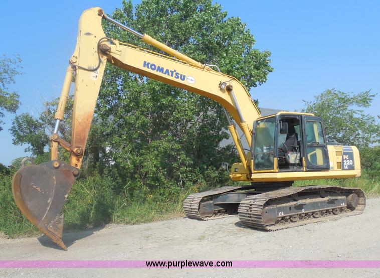 image for item E7623 2007 Komatsu PC220LC-8 excavator
