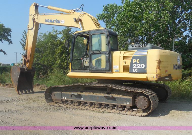 image for item E7623 2007 Komatsu PC220LC-8 excavator