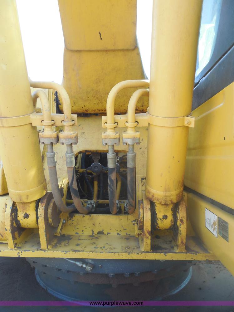 image for item E7623 2007 Komatsu PC220LC-8 excavator