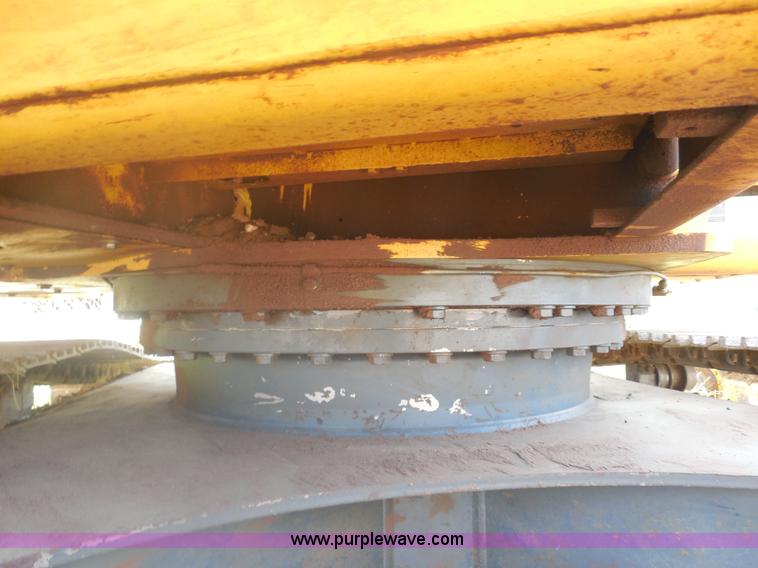 image for item E7623 2007 Komatsu PC220LC-8 excavator