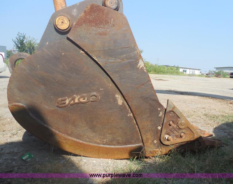 image for item E7623 2007 Komatsu PC220LC-8 excavator
