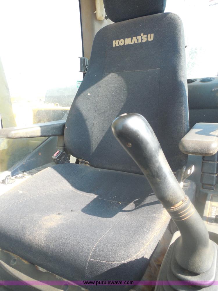 image for item E7623 2007 Komatsu PC220LC-8 excavator