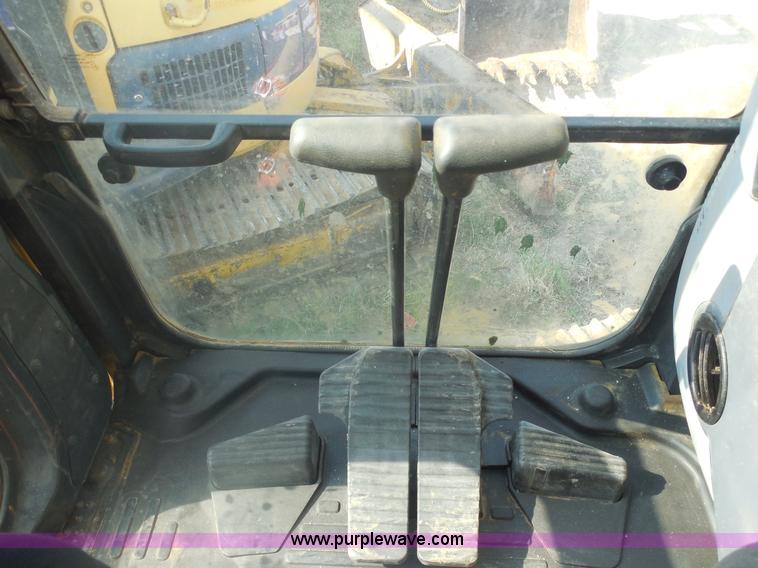 image for item E7623 2007 Komatsu PC220LC-8 excavator