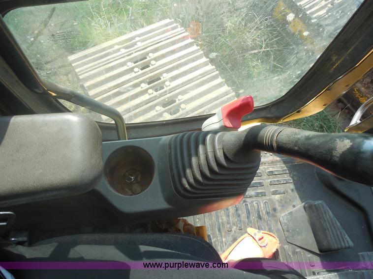 image for item E7623 2007 Komatsu PC220LC-8 excavator