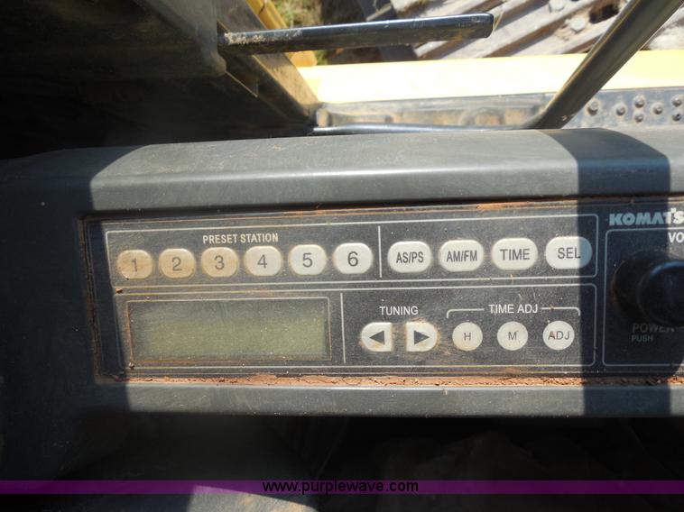 image for item E7623 2007 Komatsu PC220LC-8 excavator