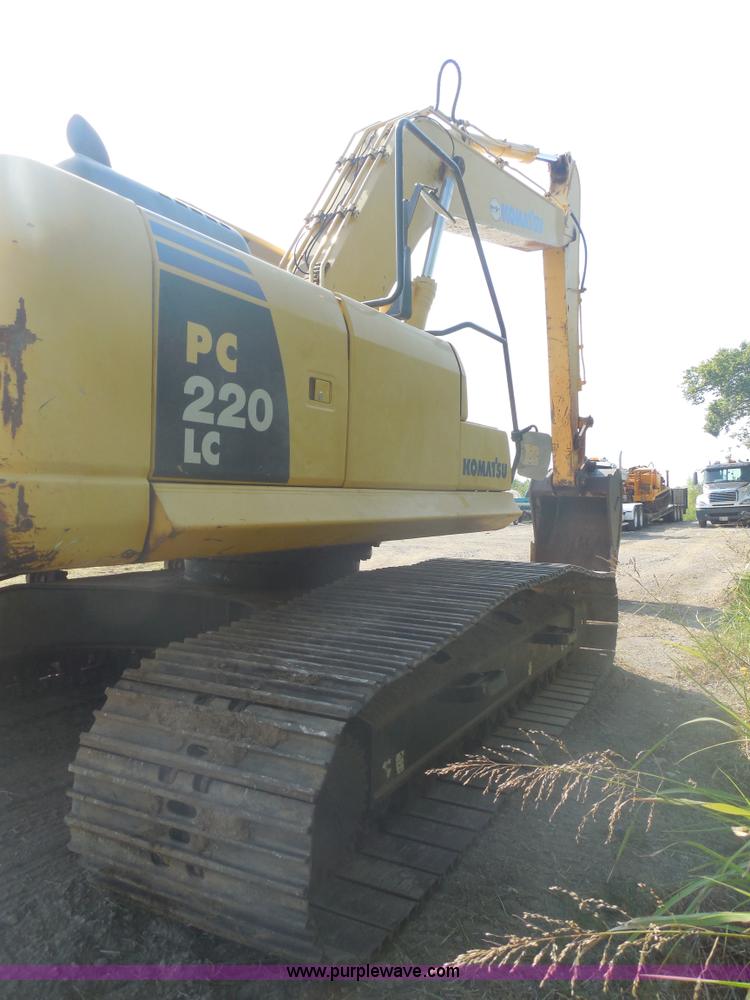 image for item E7623 2007 Komatsu PC220LC-8 excavator