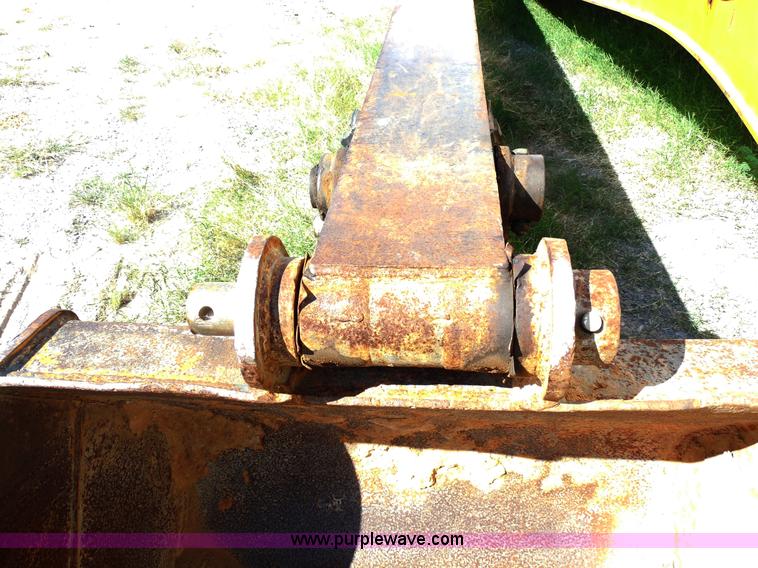 image for item E7623 2007 Komatsu PC220LC-8 excavator