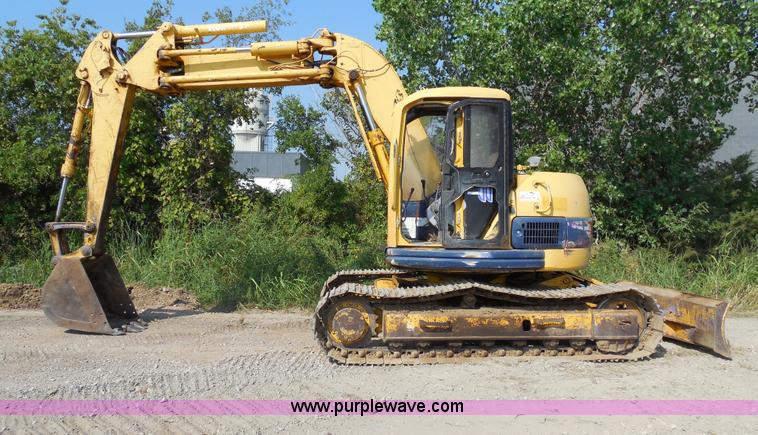image for item E7625 1997 Komatsu PC128UU-1 Avance mini excavator