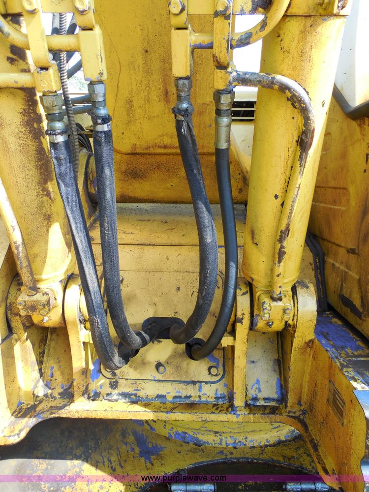 image for item E7625 1997 Komatsu PC128UU-1 Avance mini excavator