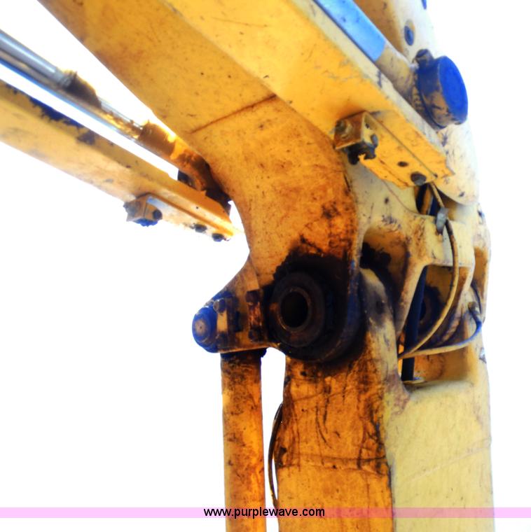 image for item E7625 1997 Komatsu PC128UU-1 Avance mini excavator