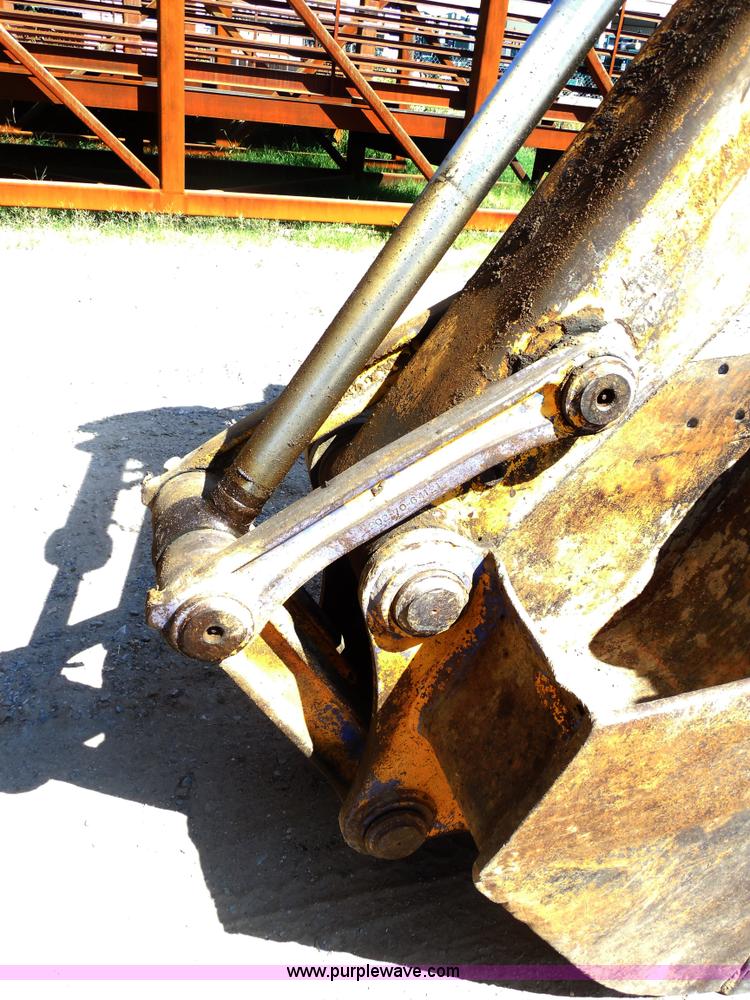 image for item E7625 1997 Komatsu PC128UU-1 Avance mini excavator