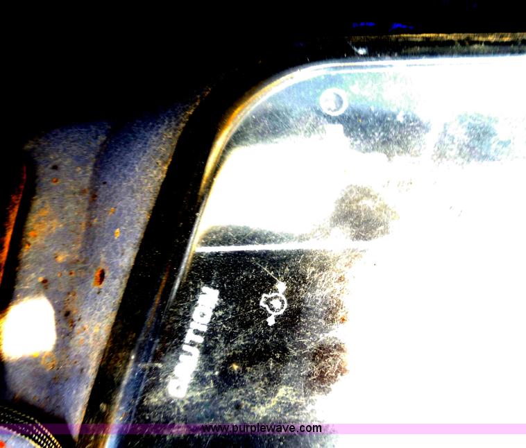 image for item E7625 1997 Komatsu PC128UU-1 Avance mini excavator