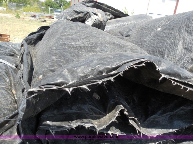 image for item E7633 Approximately 15 closed cell insulated blankets