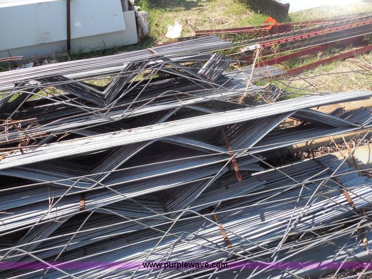 image for item E7634 (8) bundles of welded wire mesh reinforcement