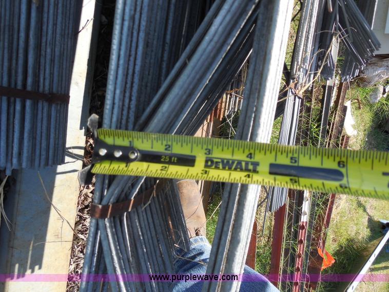 image for item E7634 (8) bundles of welded wire mesh reinforcement
