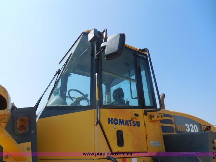 image for item E7638 2006 Komatsu WA320-5L wheel loader