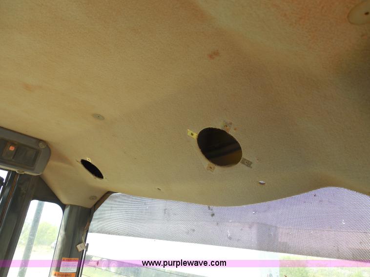 image for item E7638 2006 Komatsu WA320-5L wheel loader