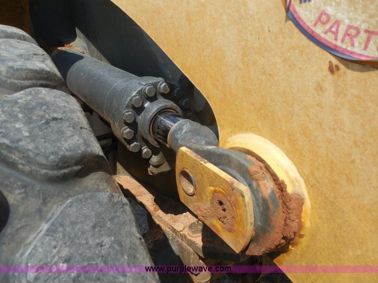 image for item E7638 2006 Komatsu WA320-5L wheel loader