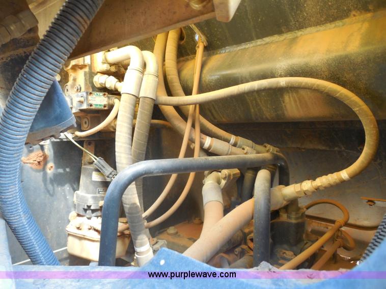 image for item E7638 2006 Komatsu WA320-5L wheel loader