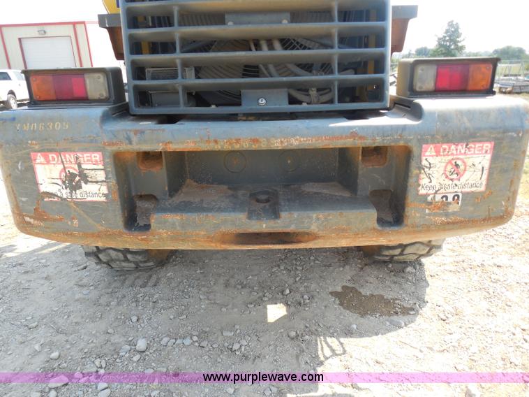 image for item E7638 2006 Komatsu WA320-5L wheel loader