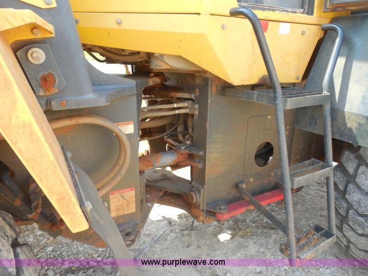 image for item E7638 2006 Komatsu WA320-5L wheel loader
