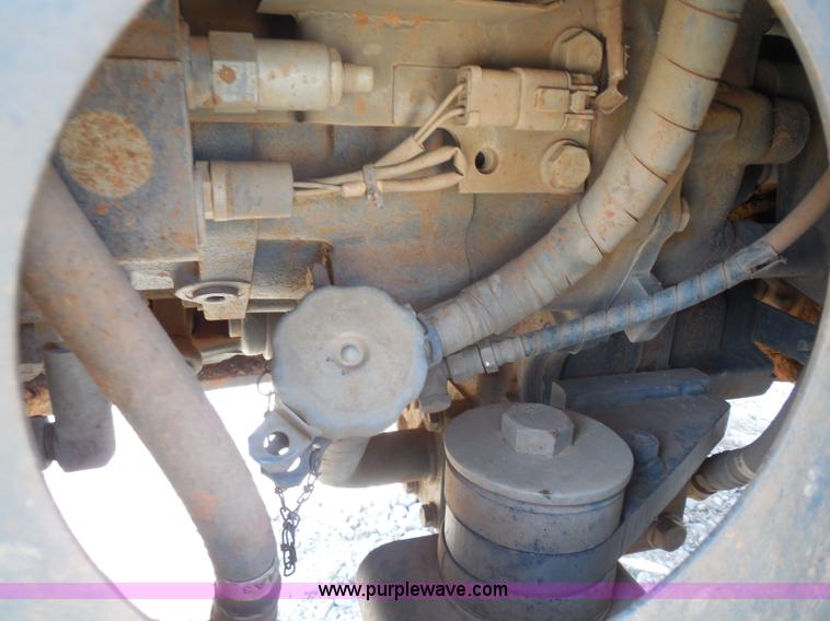 image for item E7638 2006 Komatsu WA320-5L wheel loader