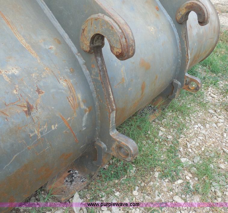 image for item E7638 2006 Komatsu WA320-5L wheel loader