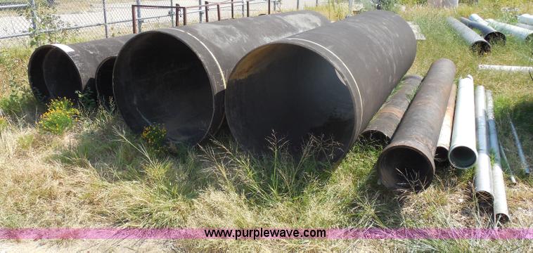 image for item E7642 Assorted sewer pipe