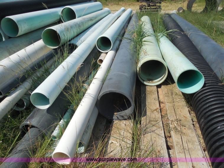 image for item E7650 Approximately 100 assorted PVC sewer pipe pieces