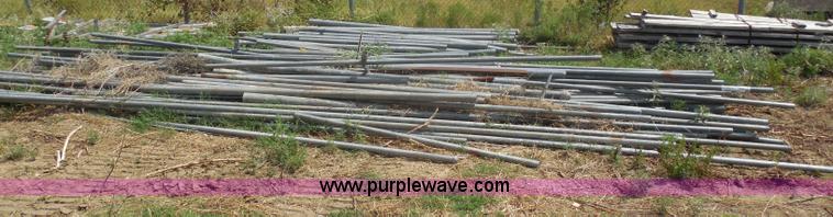 image for item E7652 Approximately 100 assorted galvanized metal fence posts