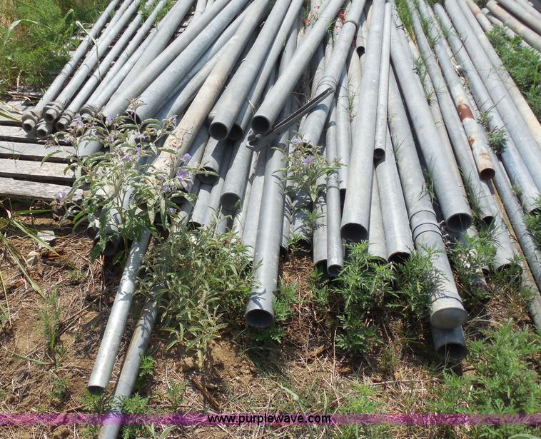 image for item E7652 Approximately 100 assorted galvanized metal fence posts