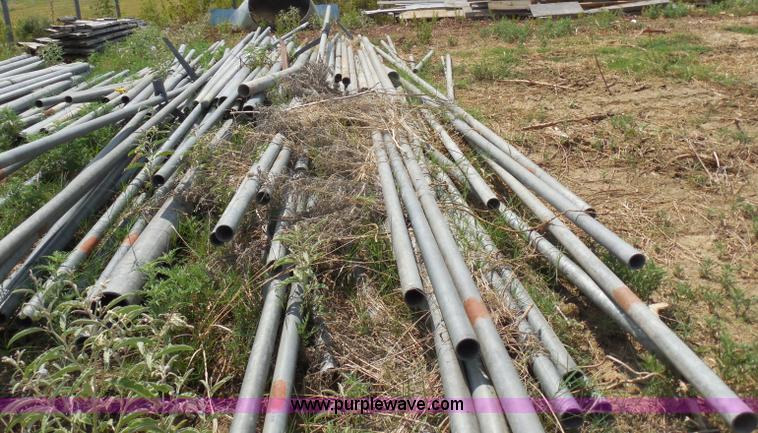 image for item E7652 Approximately 100 assorted galvanized metal fence posts