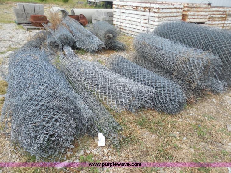 image for item E7657 Assorted chain link fence