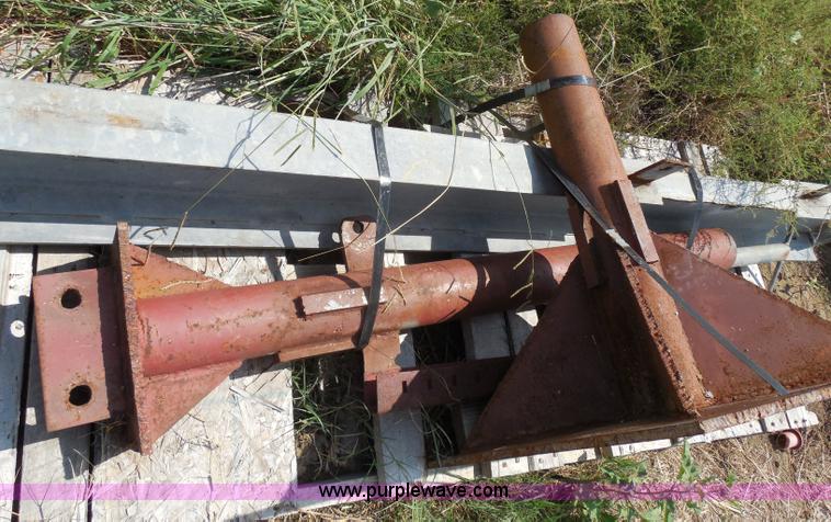 image for item E7659 Assorted iron