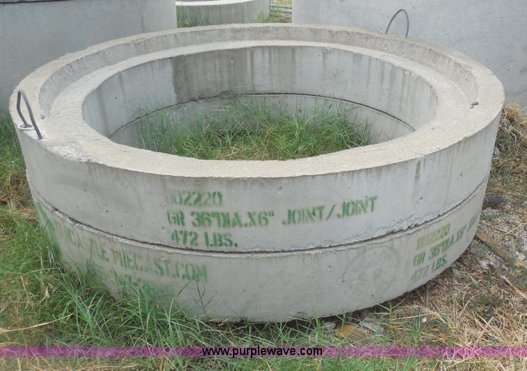 image for item E7663 (10) precast concrete manhole pipe