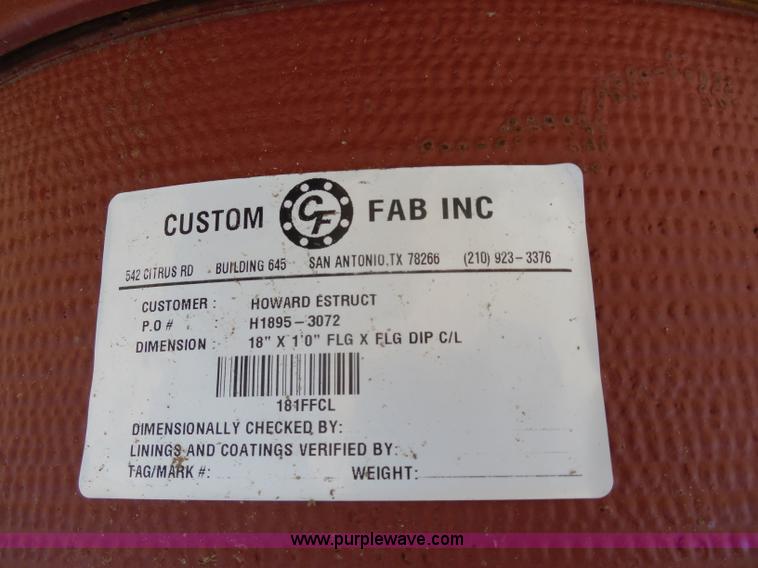 image for item E7671 (14) assorted sewer pipe valves and joints