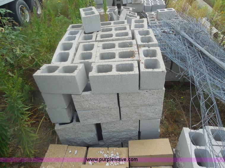 image for item E7705 Assorted concrete blocks