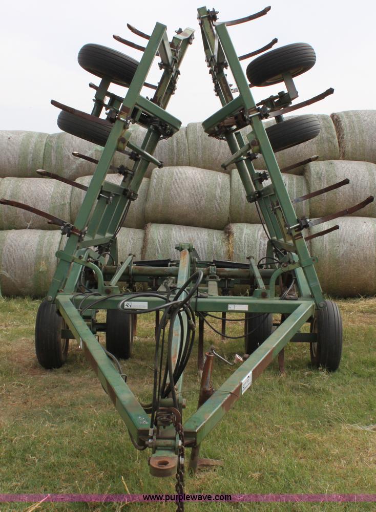 image for item G4134 Baker 4100 chisel plow