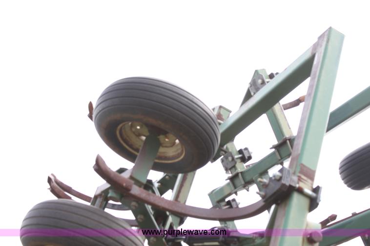 image for item G4134 Baker 4100 chisel plow