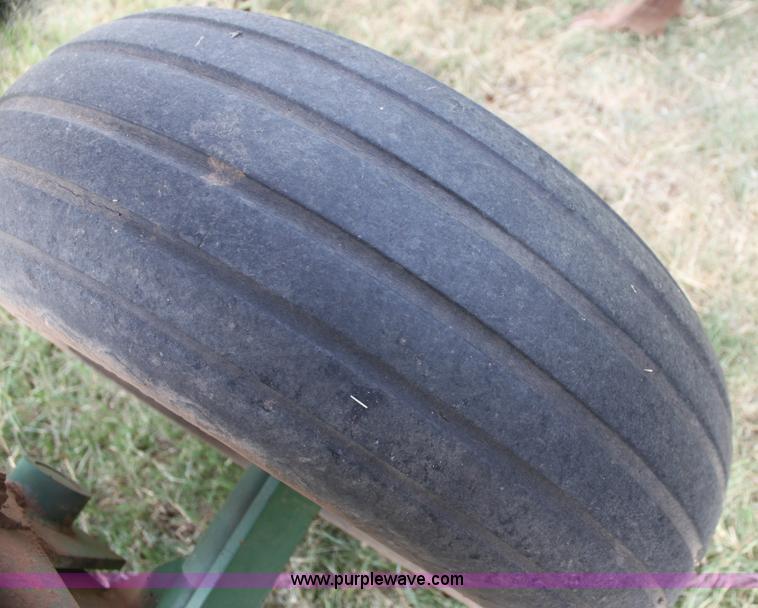 image for item G4134 Baker 4100 chisel plow