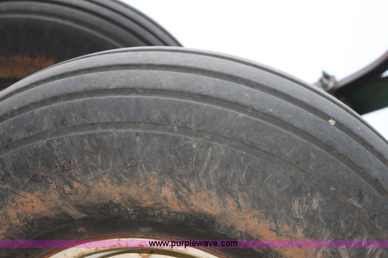 image for item G4134 Baker 4100 chisel plow