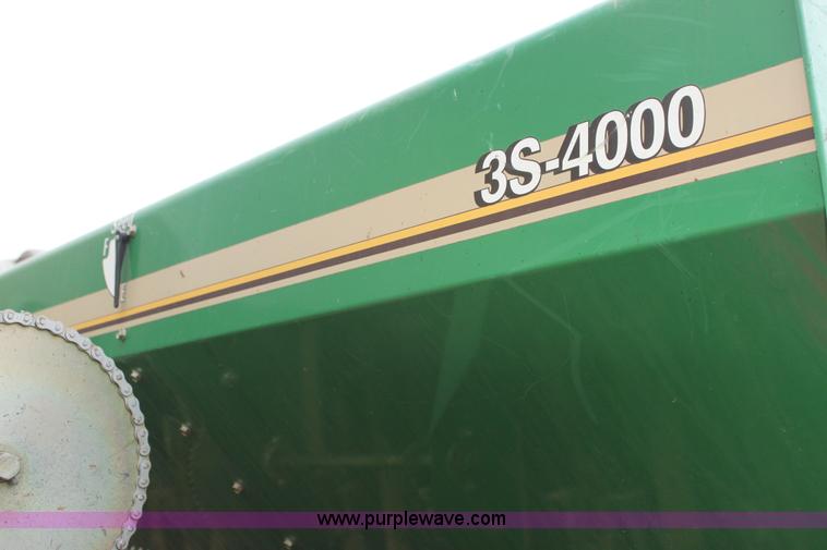 image for item G4135 2003 Great Plains 3S-4000 drill