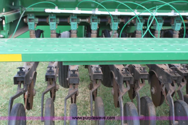 image for item G4135 2003 Great Plains 3S-4000 drill